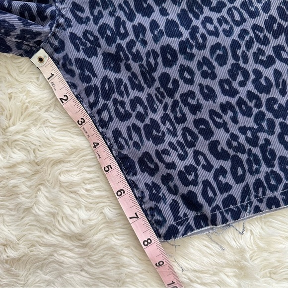 Anthropologie Pilcro Denim Bermuda Shorts Corduroy Animal Print 28 NWT New - Picture 12 of 12